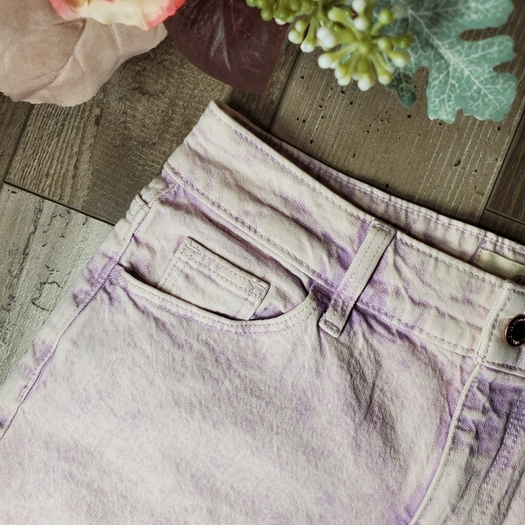 NWT Universal Thread Purple Acid Wash Vintage Stretch Denim Shorts Size 2/26 - Picture 14 of 16